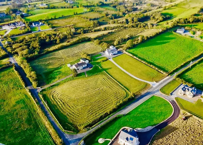 Harkins Haven * Mountcharles